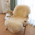 Genuine Sheepskin Area Rug Wool Rug Fur Carpet Fluffy Shaggy Fur Rug for Living Room Kids Bedroom Real Sheepskin Throw Lambskin Rugs Sofa Chair Seat Covers